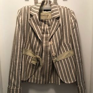 Two Piece Context Skirt Suit Size 8